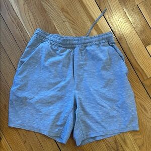 lululemon Men’s 7” Pace Breaker unlined short
